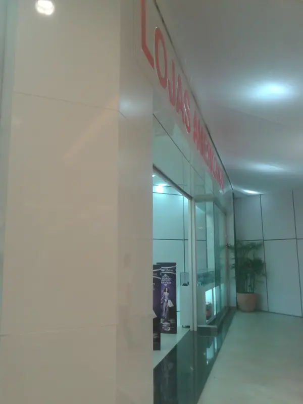 Obra de fachada e comunicação visual executada pela Alumulti — foto 26