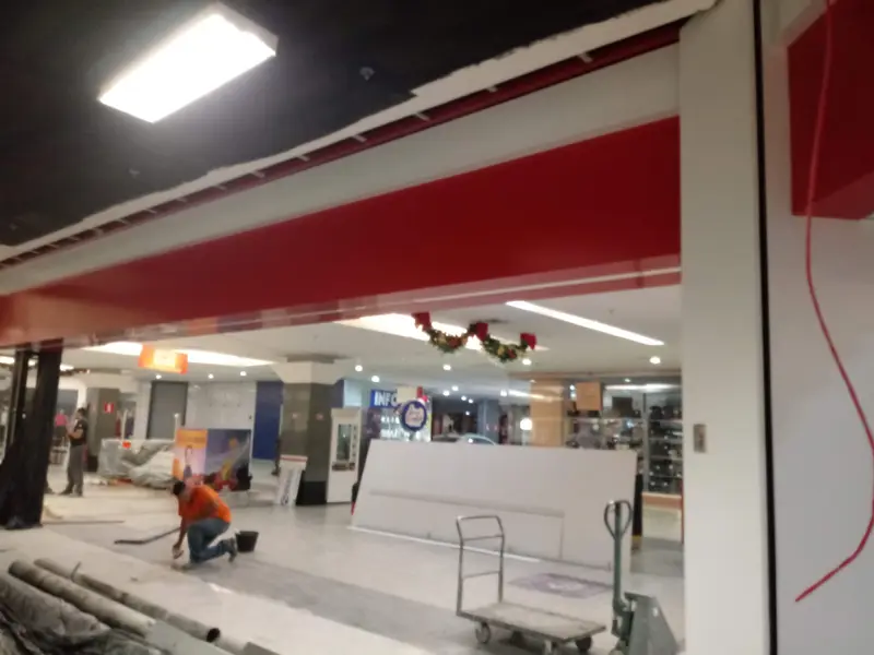 Obra de fachada e comunicação visual executada pela Alumulti — foto 34